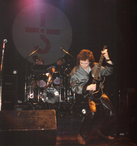 Blue Öyster Cult 21